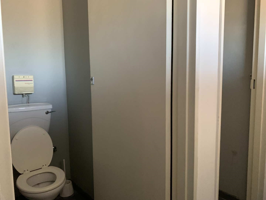 To Let commercial Property for Rent in Townsend Estate Western Cape